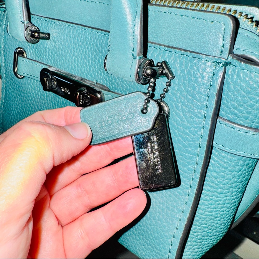 Coach Mini Swagger 21 Pebble Leather Satchel w Removable Strap 2018 - Like New - Picture 7 of 16